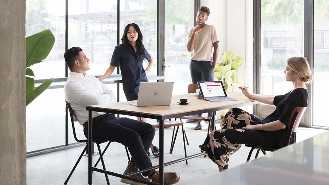 Team collaboration at Alpha Solutions